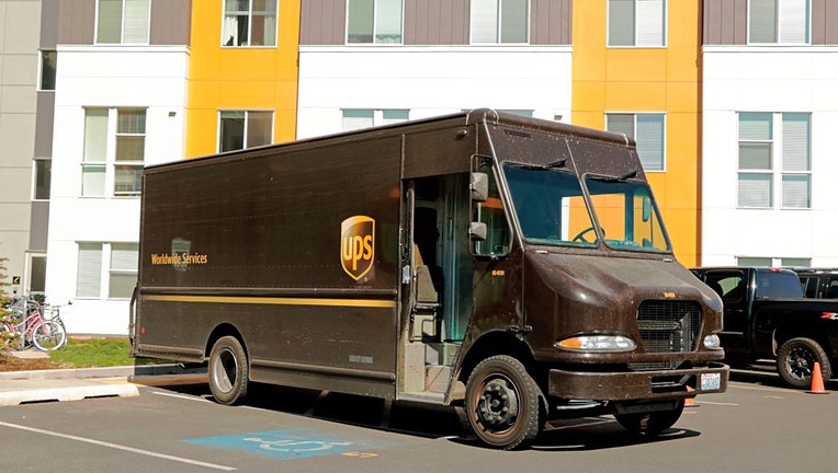 UPS drivers to get air-conditioned trucks for 1st time under union ...