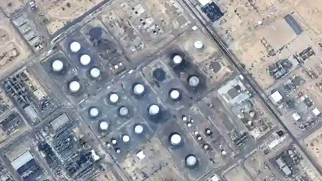 Satellite imagery of oil storage tanks